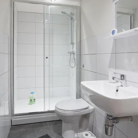 Conditioning House - One Bed